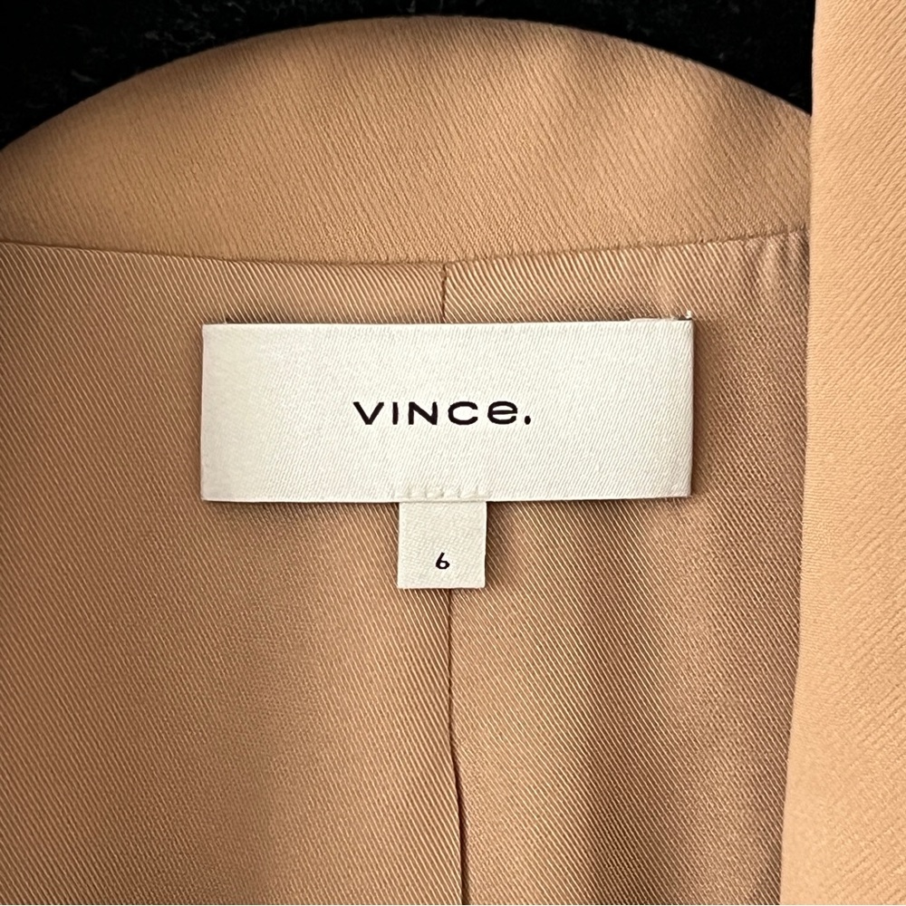 Vince Double Breasted Blazer in Sand Dollar Beige Size 6 - Picture 4 of 7